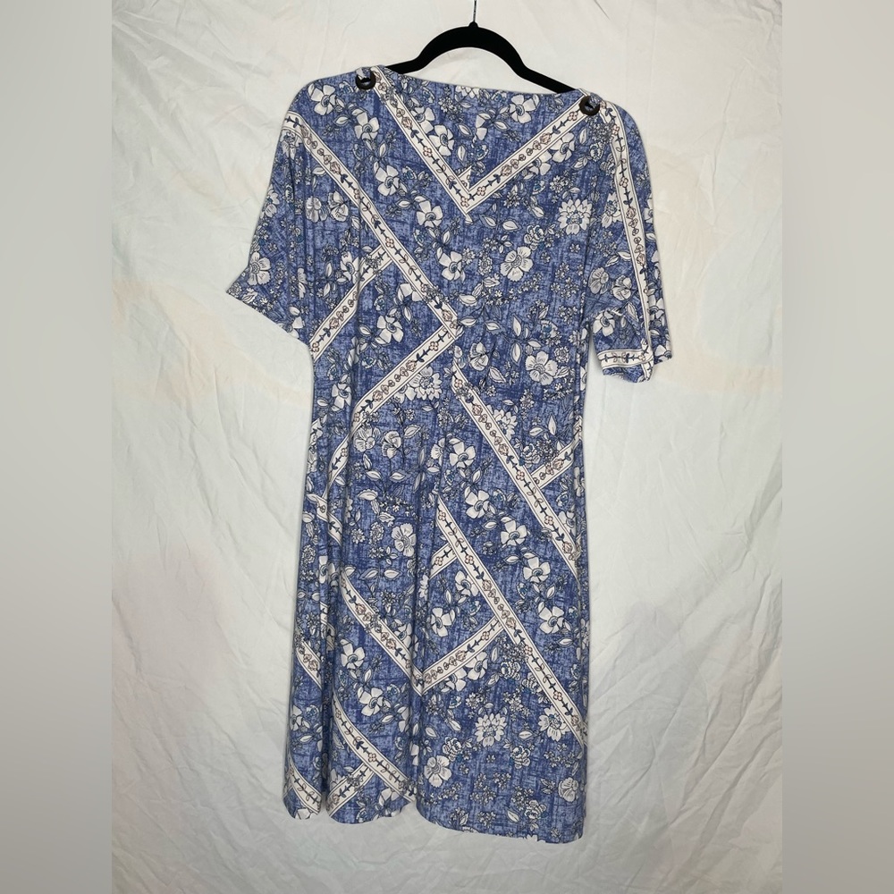 Blue Patterned Dress - Picture 2 of 6